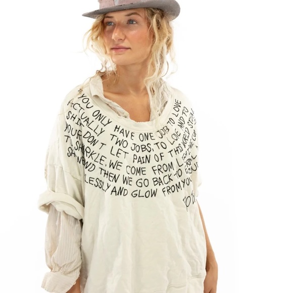 Magnolia Pearl Shine Fearlessly Sweatshirt *RARE - Picture 3 of 7